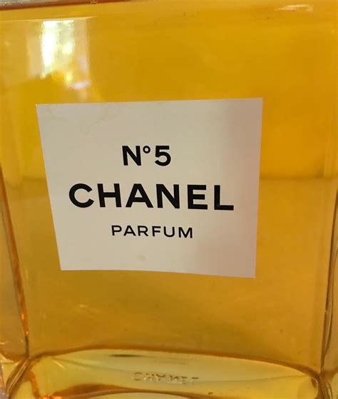 Large Chanel No.5 Perfume Fatice 